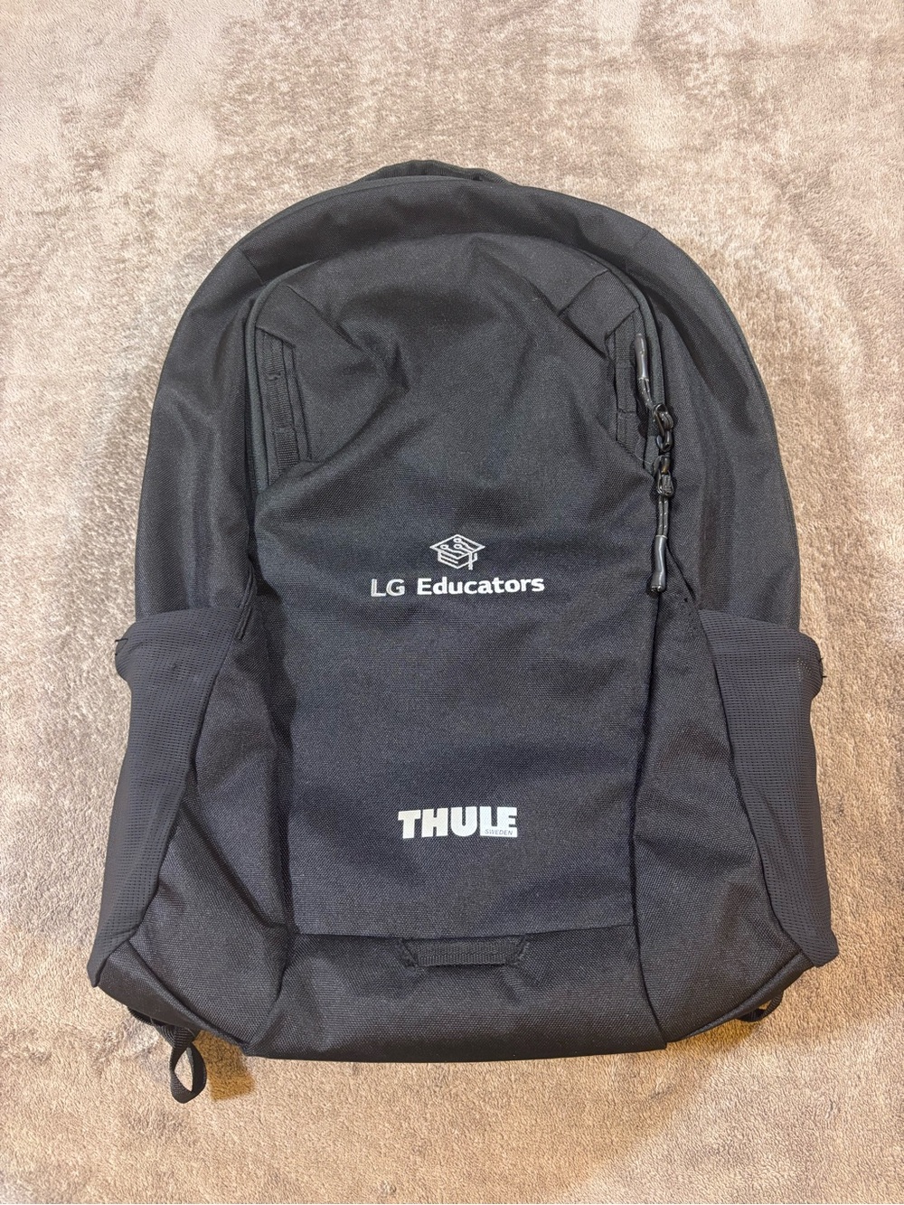 Thule 21L Commuter Backpack with LG Educators Logo Black